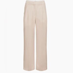 Aritzia Effortless Pants. Color Cairo. NWT. Size 00. Regular length